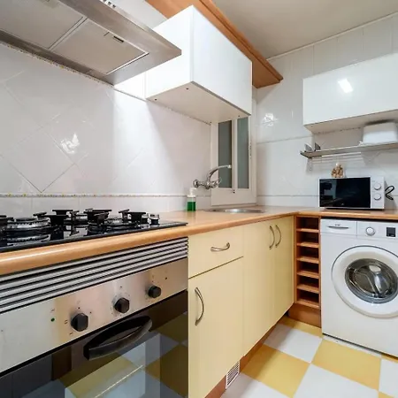 Apartamento Beach, A Un Minuto Del Mar, Wi-fi Calafell
