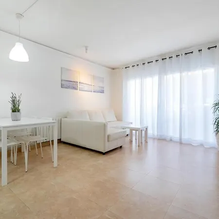 Apartment Beach, A Un Minuto Del Mar, Wi-fi Calafell