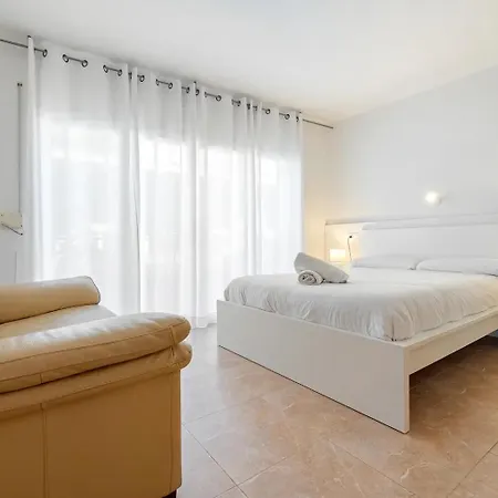 Beach, A Un Minuto Del Mar, Wi-fi * Calafell